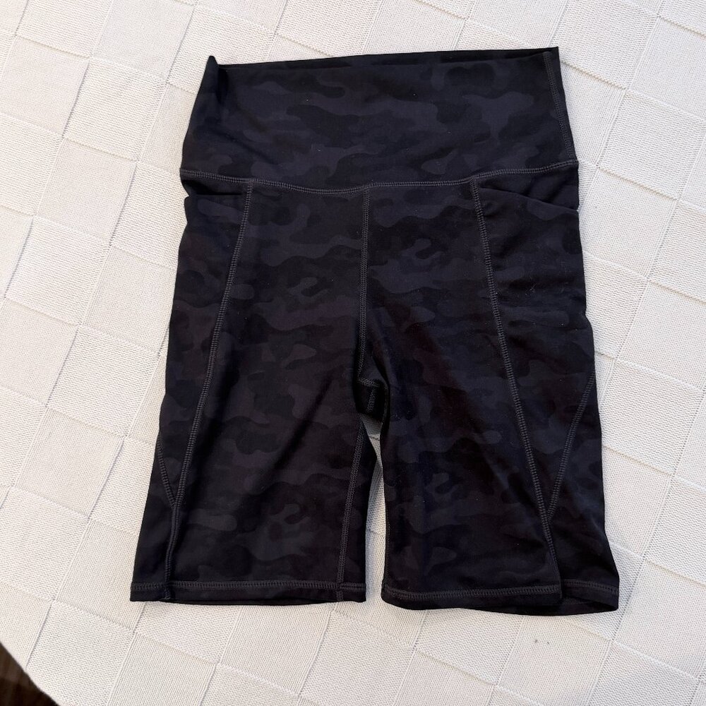 Senita Biker Shorts (8 in. inseam) - Black Camo - Small